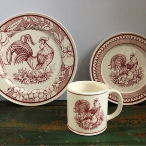 Rooster Design Dinnerware Set